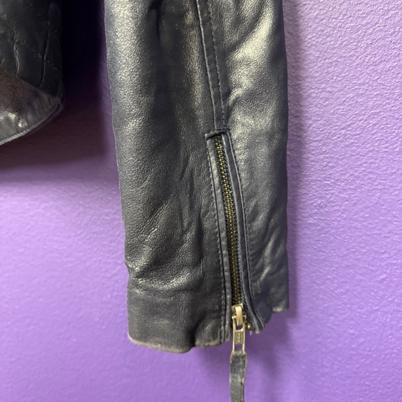 Sanctuary navy blue leather jacket with zipper details women’s size medium - Picture 5 of 12